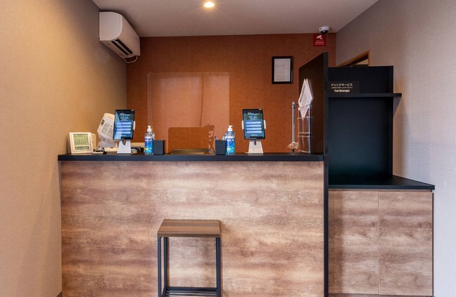 HOTEL R9 The Yard Buzen