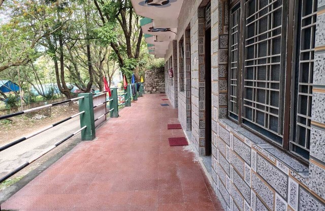 Hotel Radha Krishna