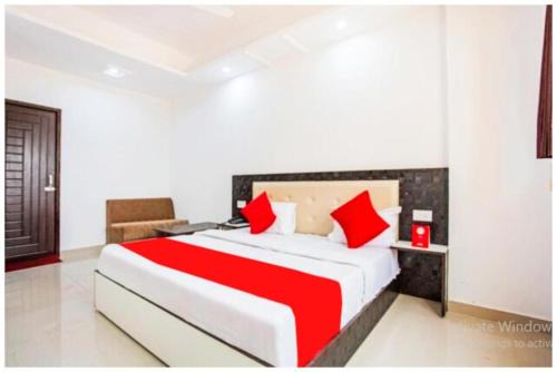 Hotel Raj Ganga Haridwar -Fully Air conditioning With #Wi-Fi #Parking #Lift #Resturant - Near Har Ki Pauri Ganga Ghat And Mansa Devi Temple -Best Hotel In Haridwar