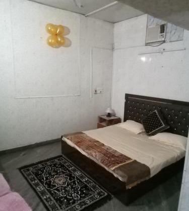 Hotel Raj Mahal