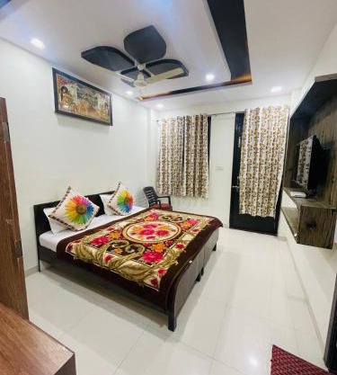 Hotel Raj Palace