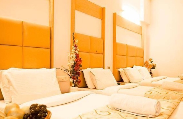 Hotel Rajadhane