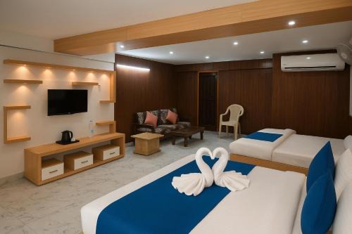 Hotel Rajnandani Palace by IQ Hotels - Steps from Ram Mandir, Ayodhya