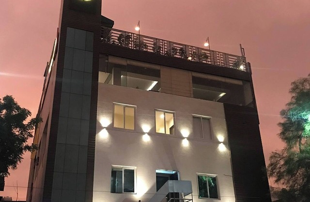 Hotel Rang Mahal Near Jaipur International Airport