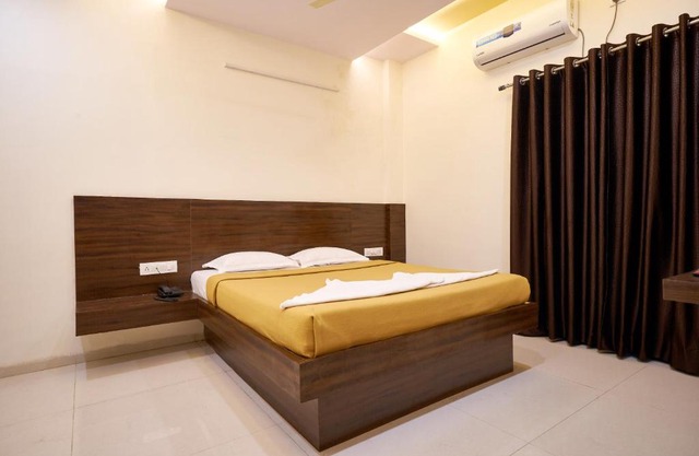 Hotel Ranjan Deluxe