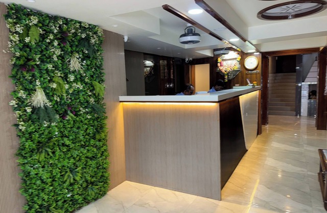 Hotel Ratna Paradise