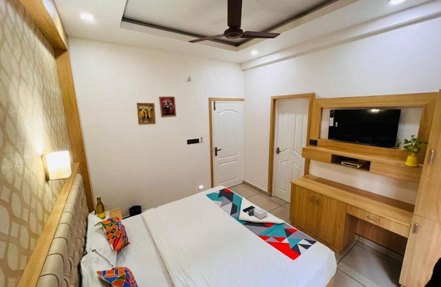 Hotel Reegate Inn Near South Railway Station