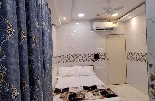 Hotel Relax Kurla