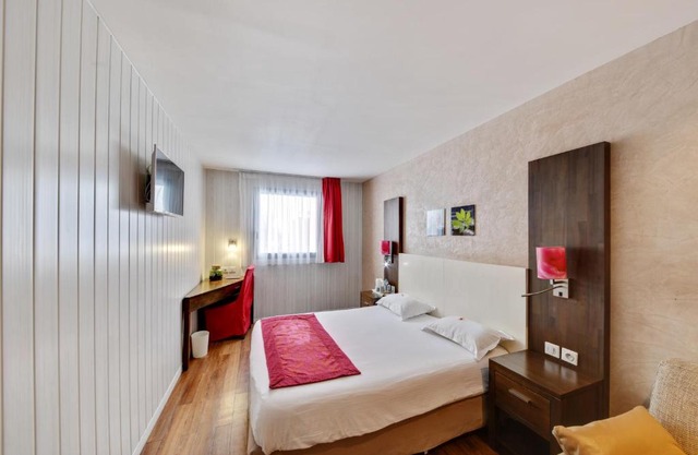 HOTEL RESTAURANT PARIS PACIFIC PARIS-VILLEJUIF- PRES DU METRO L'HAY LES ROSES LIGNE 14 - Direct PARIS-AEROPORT ORLY ET INSTITUT GUSTAVE ROUSSI
