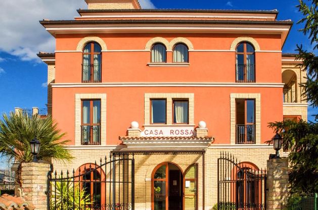 Hotel Ristorante Casa Rossa