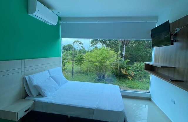HOTEL RIVER SUITE