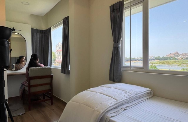 HOTEL RIVER VIEW with WiFi and AC in delightful Tiruchchirappalli