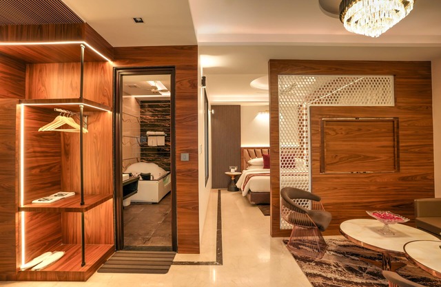 Hotel Rj - Managed by AHG