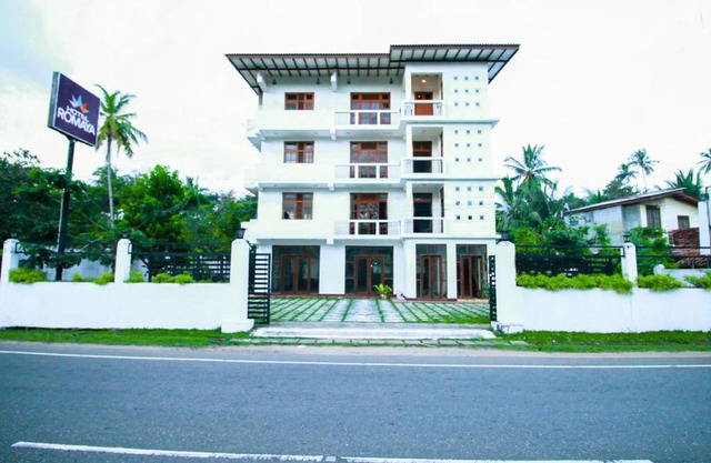 Hotel Romaya
