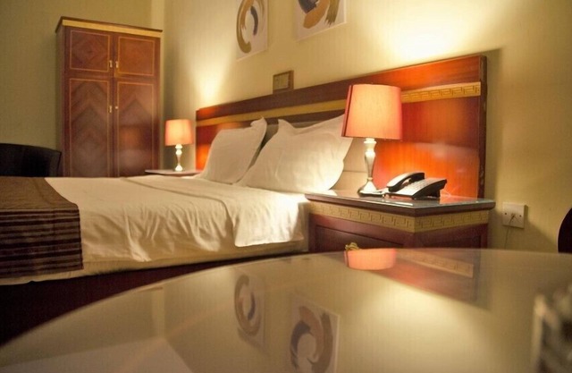 Hotel Rosebud