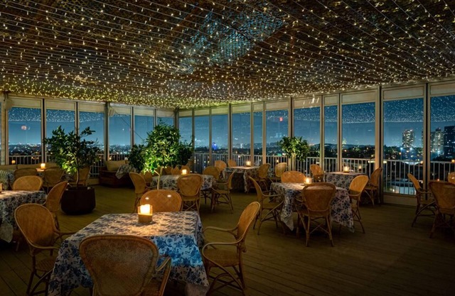 Hotel royal galaxy