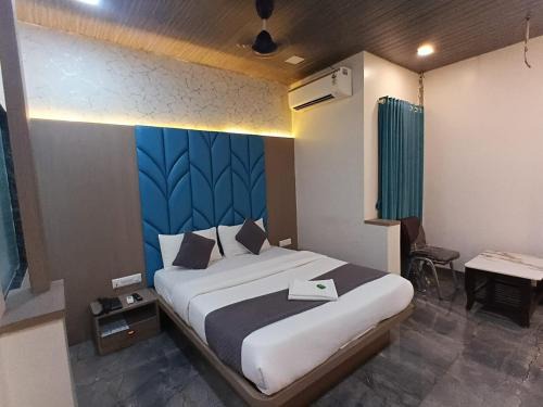 Hotel Royal Inn Lodging And Boarding