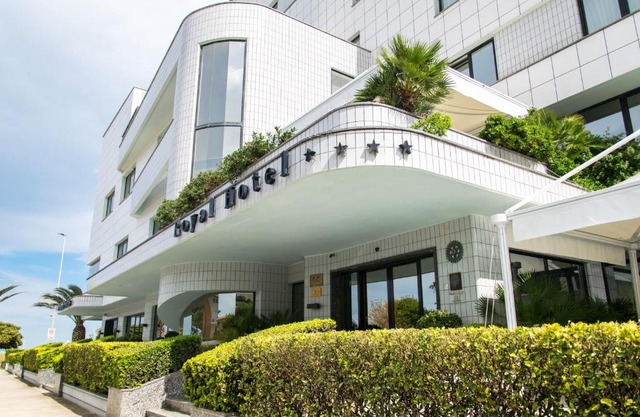 Hotel Royal