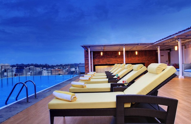 Hotel Royal Orchid Bangalore