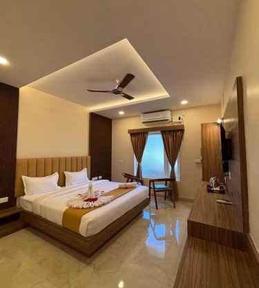 Hotel Saesha International