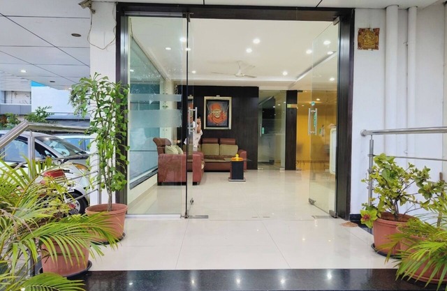 HOTEL SAI SRUSHTI BY Neem Square