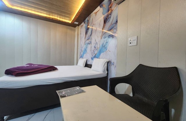 Hotel Saini Home Stay