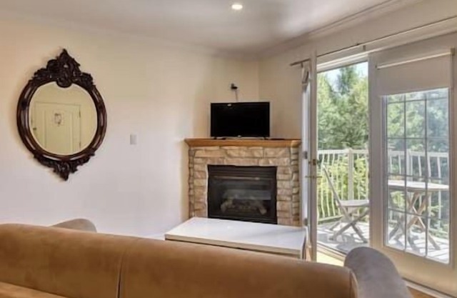 Hotel Saint-Sauveur: Cozy & Charming Condo