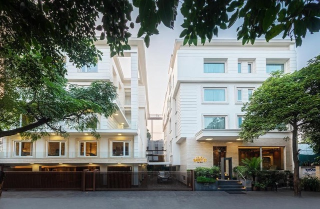 Hotel Saket 27
