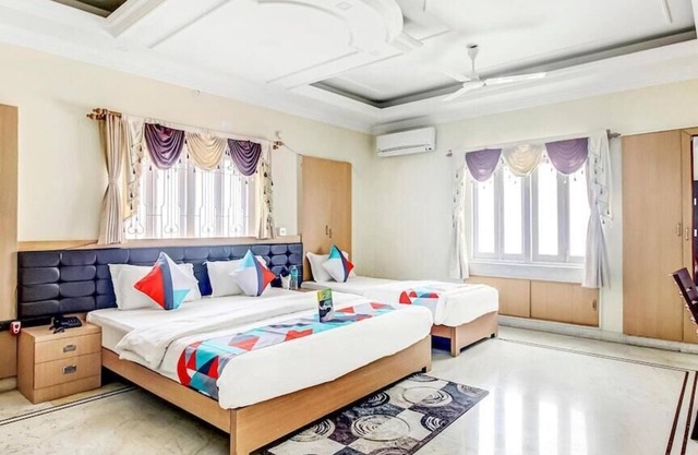 Hotel Samanta by Stays Easy