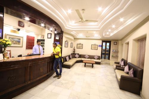 Hotel Samrat International