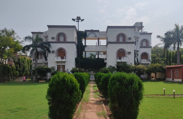 Hotel Sanctuary Resort