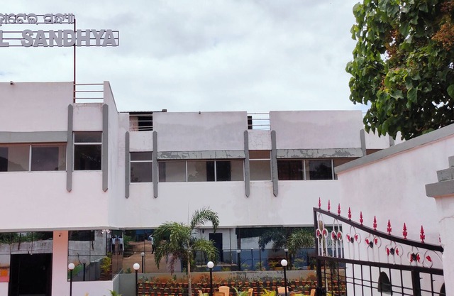 Hotel Sandhya