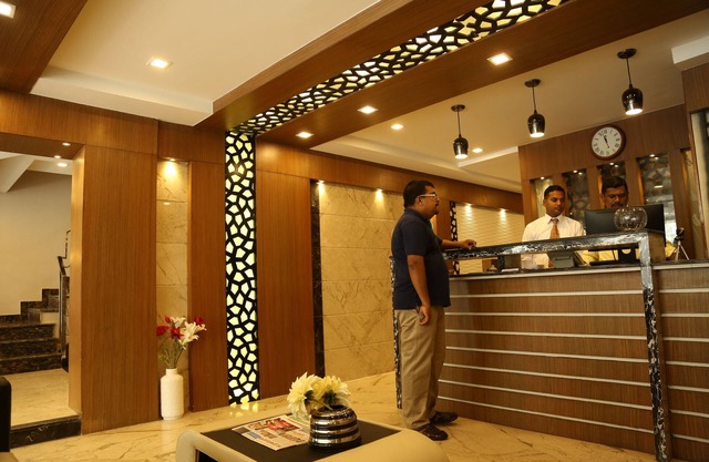 Hotel Santhi Bhavan