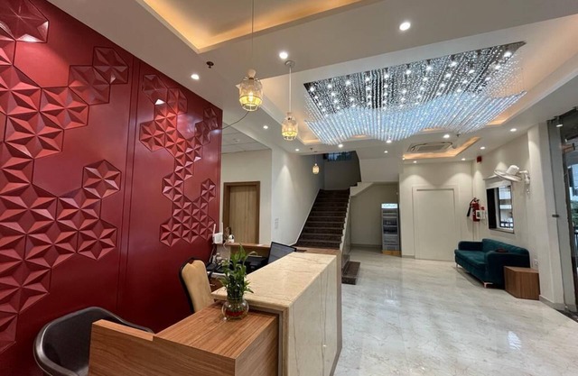 Hotel Satsang Grand