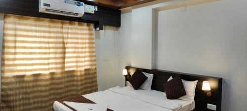 Hotel SAVI SAGAR