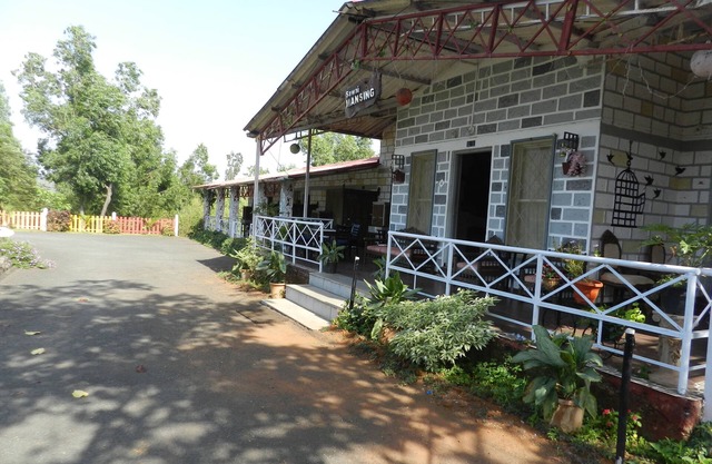 Hotel Sawai Mansing Hill Resort