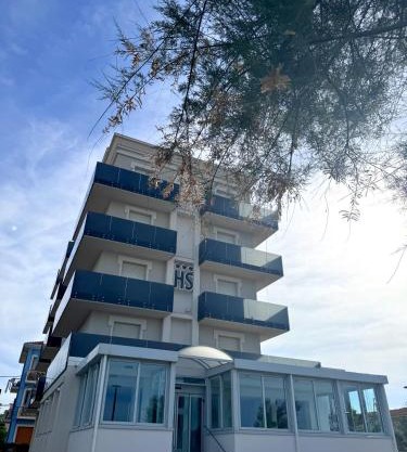 Hotel Sayonara