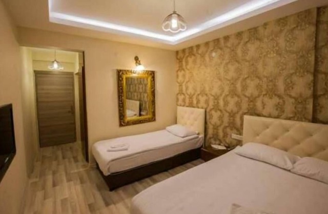 Hotel Seven Brothers
