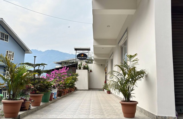 Hotel SheraBling
