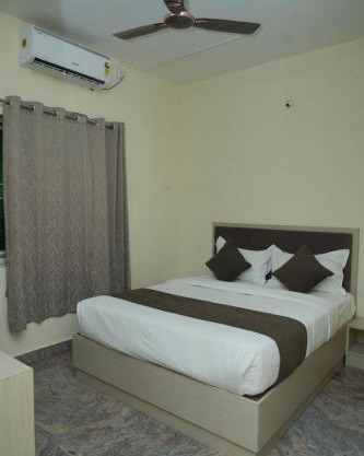 Hotel Shine