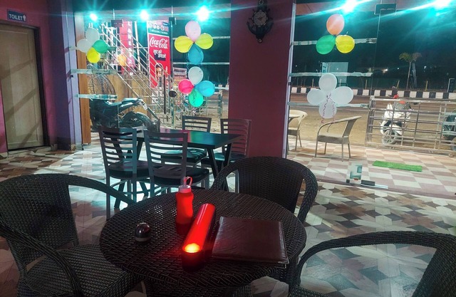Hotel Shiva & is