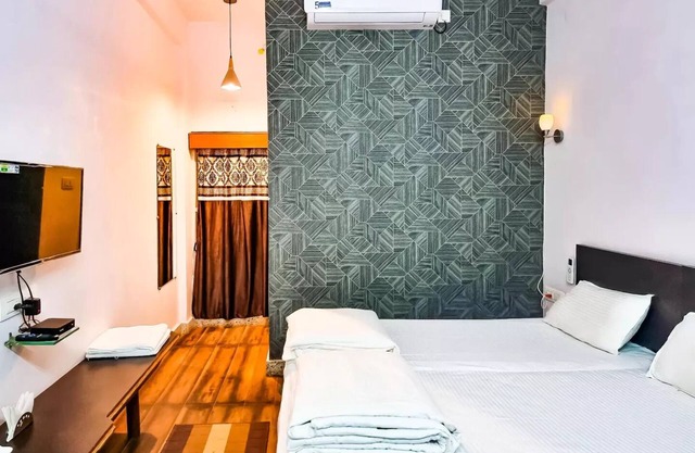 Hotel Shivani Palace
