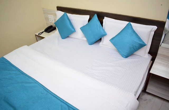 Hotel Shivansh Inn by Sky Stays