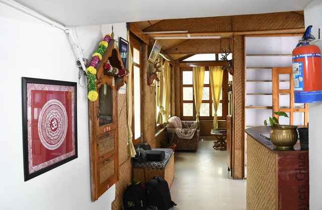 Hotel Shivay