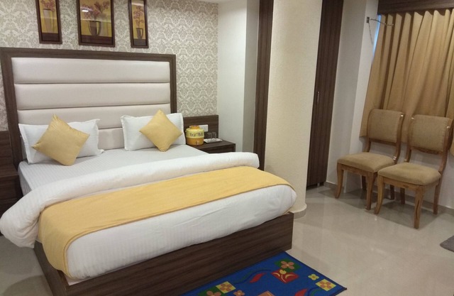 Hotel Shobhna Palace by Sky Stays