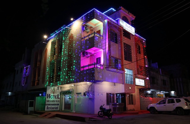 Hotel Shri Karani Vilas