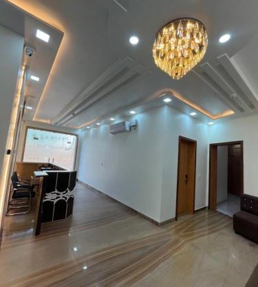 Hotel Shri Radha Orchid Barsana