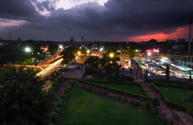 Hotel Shrimad Residency