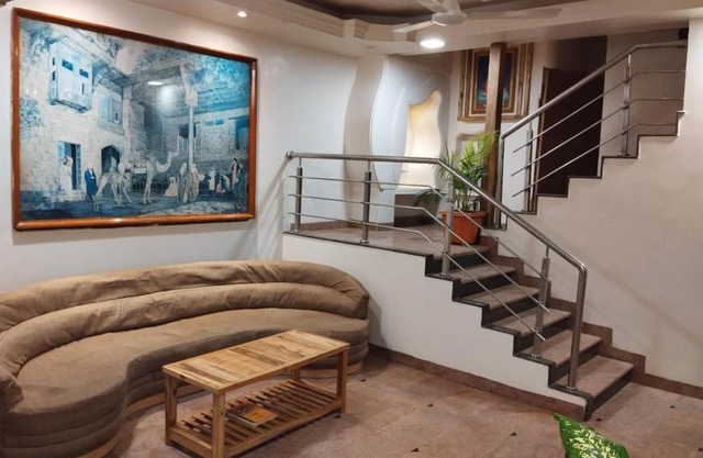 Hotel Shripad