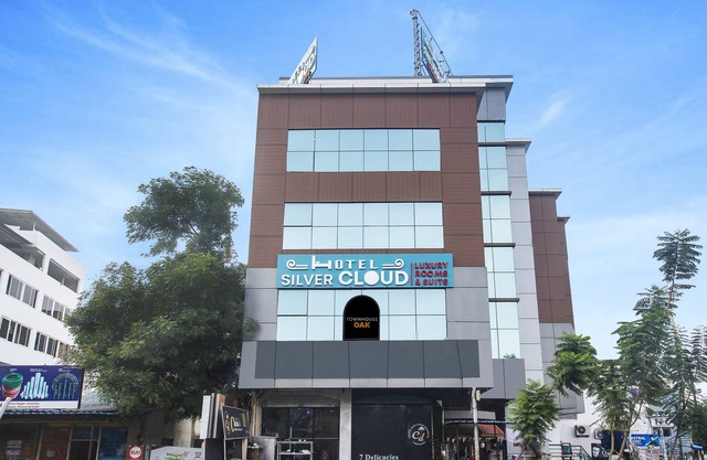 Hotel Silver Cloud